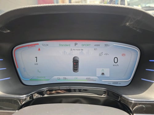 BYD TANG 2024 full option (ម៉ូទ័រ2)ថ្មី98% ប្រេីបាន4883km​ ប៉ុណ្ណោះ​(មានធានាពីក្រុមហ៊ុនBYD Cambodia)