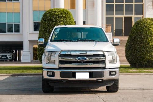 Ford ថ្នាំស៊ីនមួយជុំ