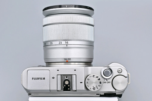 FUJIFILM X-A3 kit 16-50mm f3.5-5.6 OIS