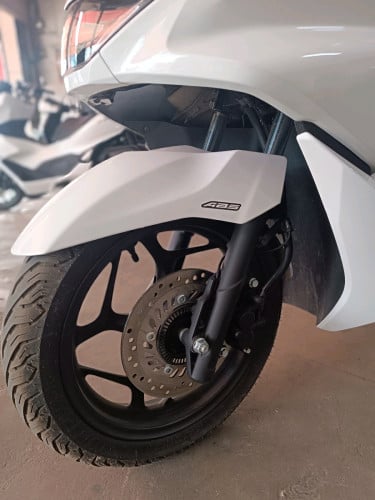 Honda PCX 2021