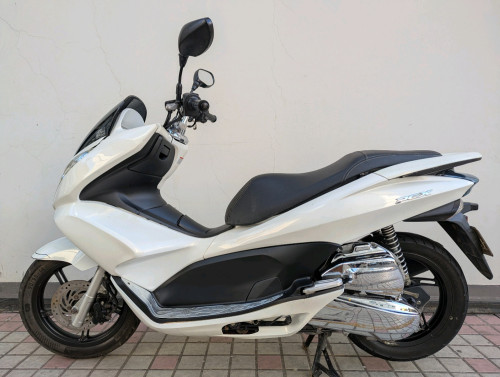Honda PCX (Japan)