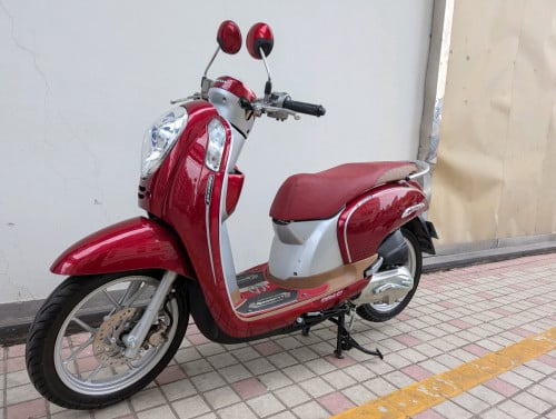 Honda Scoopy