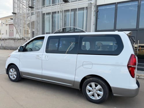 Hyundai H1 2019