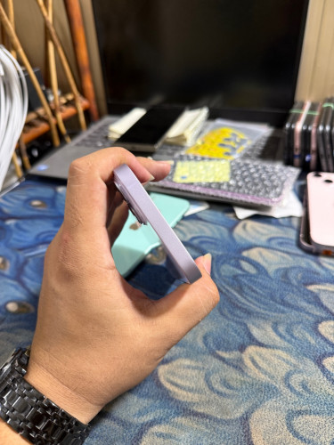 iPhone 14 Plus 256G ដាក់សុីមបាន 375$ 99%