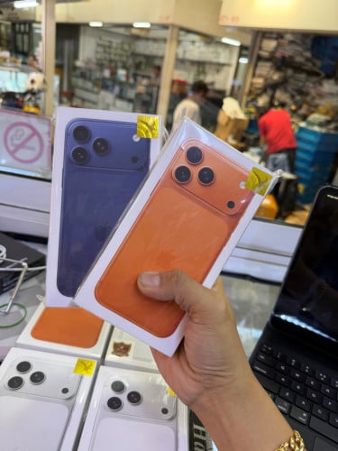 Iphone17promax 256G ធានា2ឆ្នាំ  ពីក្រុមហ៊ុន falcon
