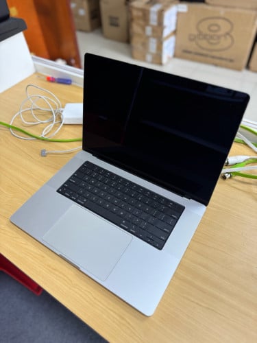 Macbook Pro M1 Pro 16” 2TB 98%