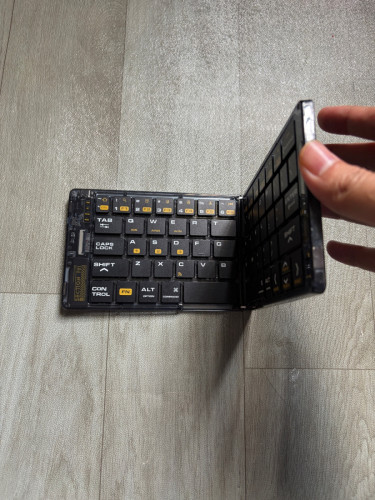 MiNi bluetooth keybaord folding