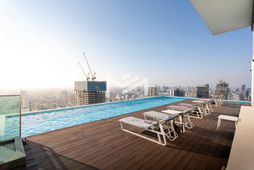 Modern 2 Bedrooms Condo for RENT in J Tower 2 BKK1 with Gym and Pool