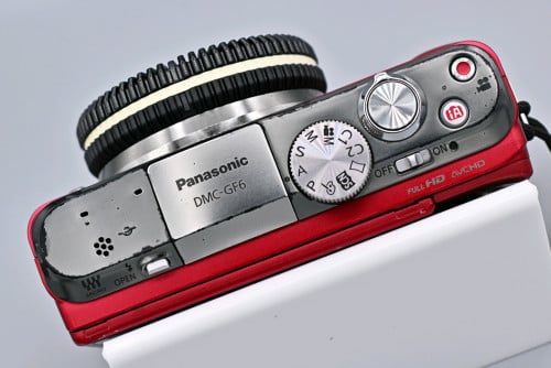 Panasonic LUMIX GF6 with Oreo lens