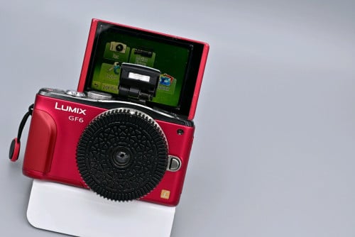 Panasonic LUMIX GF6 with Oreo lens