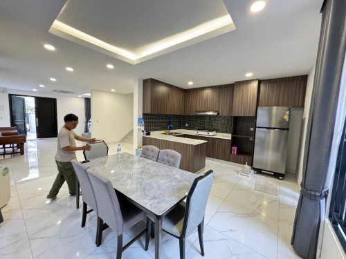 Queen B ll For rent ChipmoyGrand PhnomPenh