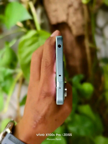 Redmi note 13 5G ស្នុំ ស្ទើរតួដូចរូប អេក្រង់ស្អាត Super amoled