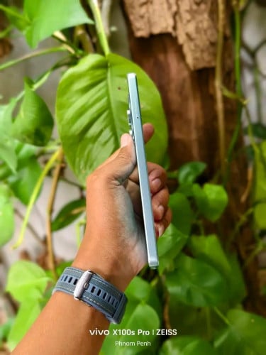 Redmi note 13 5G ស្នុំ ស្ទើរតួដូចរូប អេក្រង់ស្អាត Super amoled
