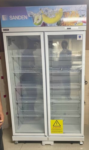 SANDEN SMI-800( ទូរក្លាសេរទ្វារ 2 ម៉ាក / new showcase 2 doors (