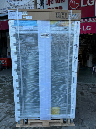 SANDEN SMI-800( ទូរក្លាសេរទ្វារ 2 ម៉ាក / new showcase 2 doors (