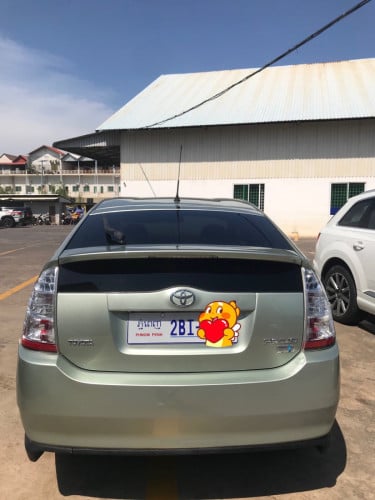 Toyota Prius 2008 Full Option Touring ក្នុងលឿង