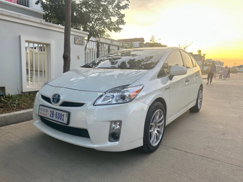 Toyota Prius Option 4