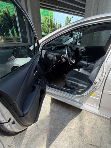 TOYOTA PRIUS PRIME 2018 ADVANCE  មេ​ឡាន​ 41800 miles​ សុីន​