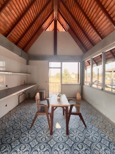 Two houses on a 600 square meters plot in a quiet area in Chreav