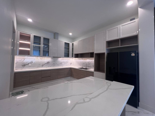 Villa Corner For RENT!