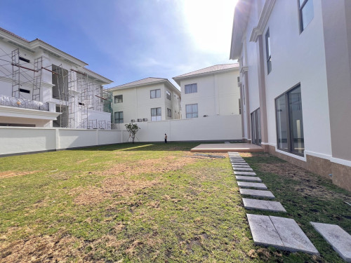 Villa For RENT!