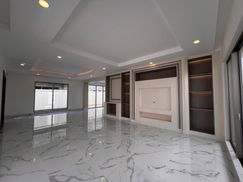 Villa For RENT!