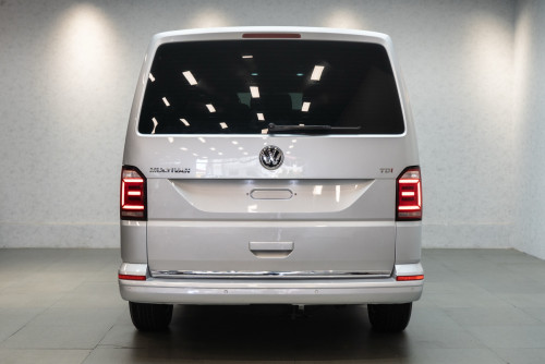 Volkswagen Multivan 2018 V4 2.0L