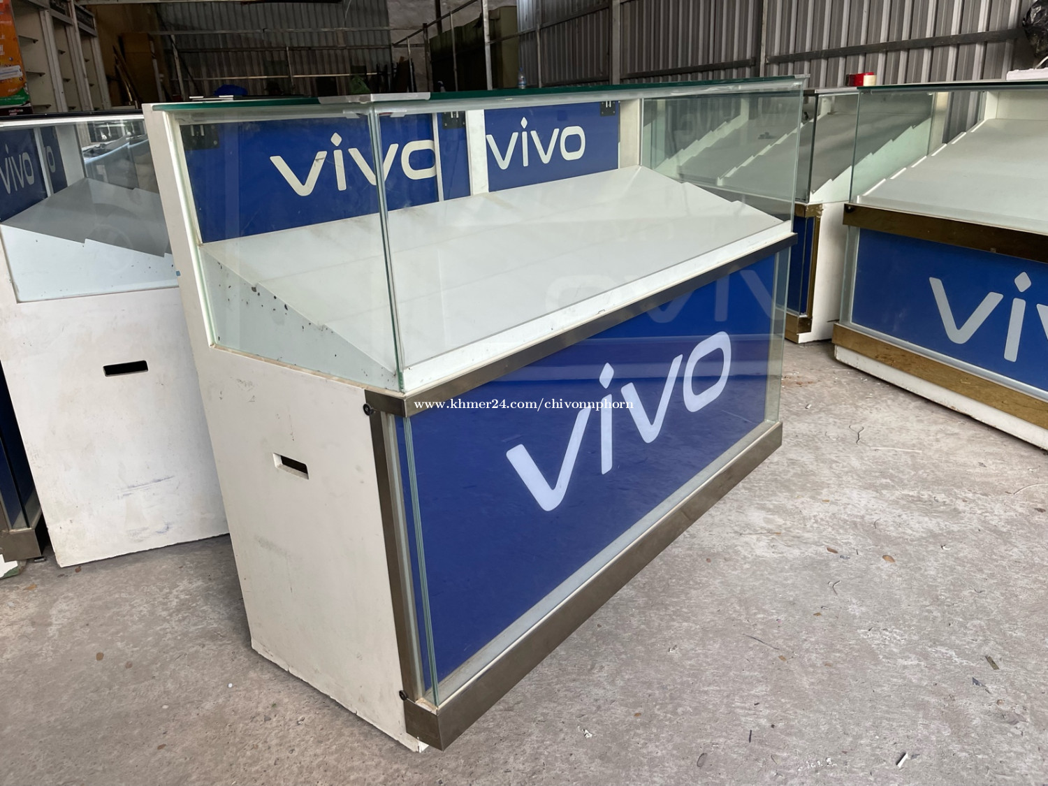 ទូរតាំងទូរស័ព្ទលក់ ទូរVivo