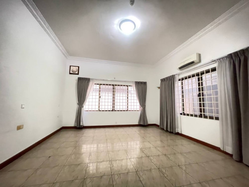 ផ្ទះវីឡាមានអាងទឹកសម្រាប់ជួល នៅបឹងកេងកង១