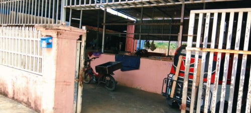 ដីលក់បន្ទាន់ខ្លាំង