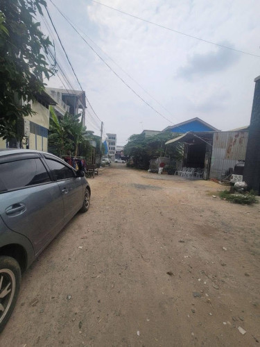 ឃ្លាំងជួល