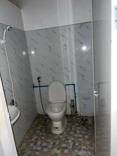 ឃ្លាំងធំល្មមមានឡៅតឿ
