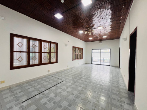ផ្ទះវីឡាជួលស្ថិតនៅបឹងកេងកង1 មានអាងហែលទឹក
