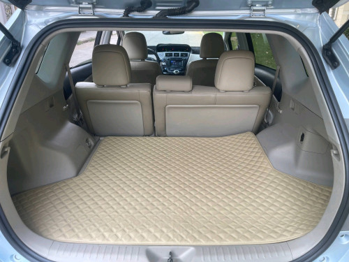 រថយន្តសំរាប់លក់តម្លៃ 17200$ចចារ
