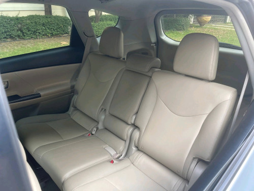 រថយន្តសំរាប់លក់តម្លៃ 17200$ចចារ