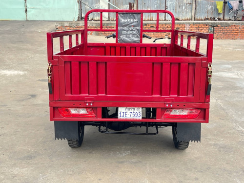 កង់បីលក់នៅថ្មីកំលាំង200cc