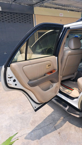 លក់ឡាន Lexus RX300 ឆ្នាំ1999 ប៉ុហ1ពណ៍សរលាំម៉ៃ