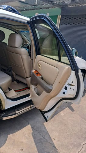 លក់ឡាន Lexus RX300 ឆ្នាំ1999 ប៉ុហ1ពណ៍សរលាំម៉ៃ