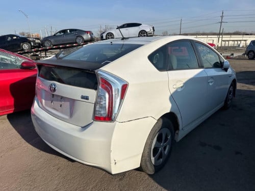 ថ្ងៃ3ខែ6មកដល់Prius 013 option 3 ប្រភេទក្រដាស់ពន្ធ✅099535361 តេលេក្រាម✅070535361