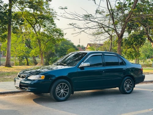 ឡានលក់បងប្អូនToyota Corollaឆ្នាំ1998សុំណុំឡានស្អាតតំលៃ4900$ធានាឡានស្អាត