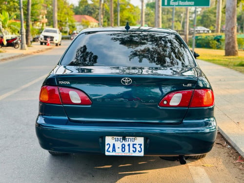 ឡានលក់បងប្អូនToyota Corollaឆ្នាំ1998សុំណុំឡានស្អាតតំលៃ4900$ធានាឡានស្អាត