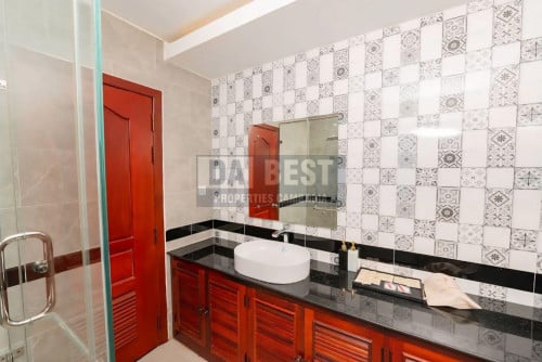 14 Rooms Hotel For Rent Near Riverside in Siem Reap