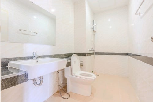 2 Bedrooms For Rent
