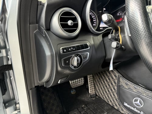 2015 Mercedes-Benz C300 AMG Line Option មហាខ្ពស់ 3ប៉ូតុង គុជ2