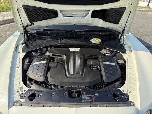Bentley Flying Spur 2015 ម្ចាស់ដើម