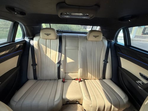 Bentley Flying Spur 2015 ម្ចាស់ដើម