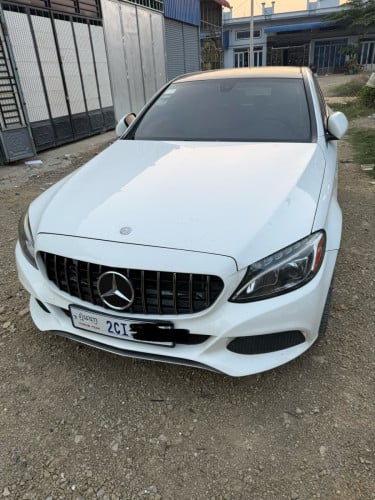 C300 2015 4Matic លក់ប្រញាប់លុយ  តម្លៃចរចា