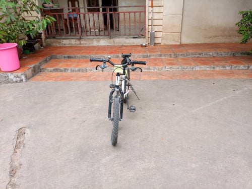 Decathlon Rockrider 2023