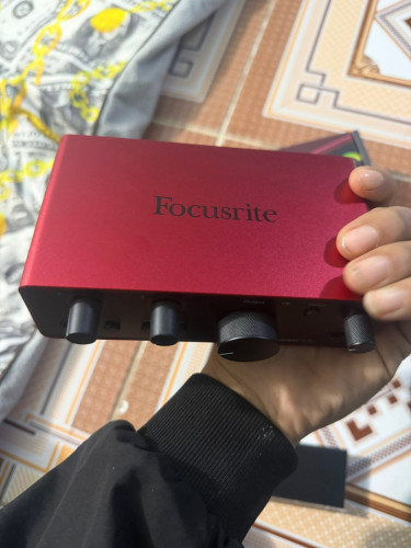 Focusrite Scarlett Solo 3rd មួយទឹកប្រអប់95$ បាស់🔊 KRK Classic5 G3 279$ មួយទឹក Japan ចង់បាន inbox📥