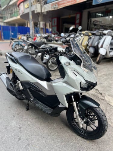 Honda ADV 2023 ក្រដាស់ពន្ធ
